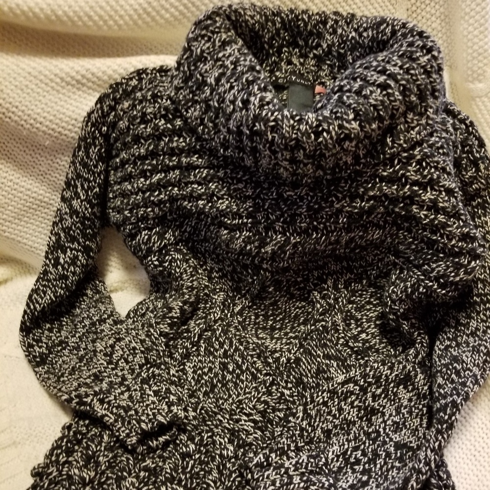 Turtle neck sweater